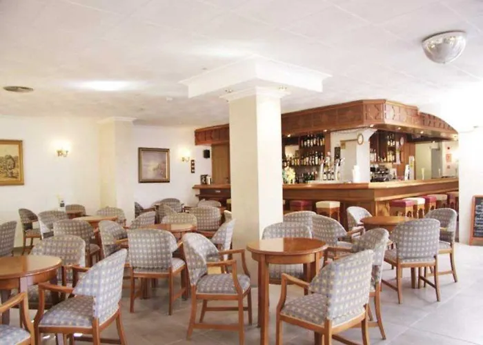 摩尔兰斯酒店 3* 帕格拉